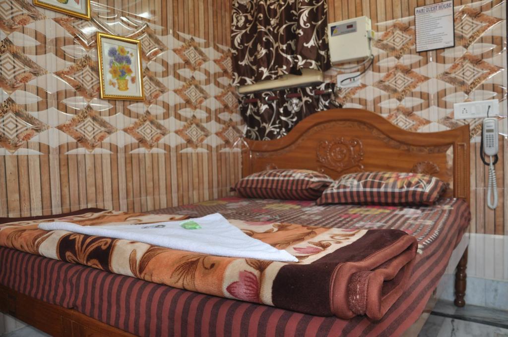 Hotel Pari Dzsálandhár Kültér fotó